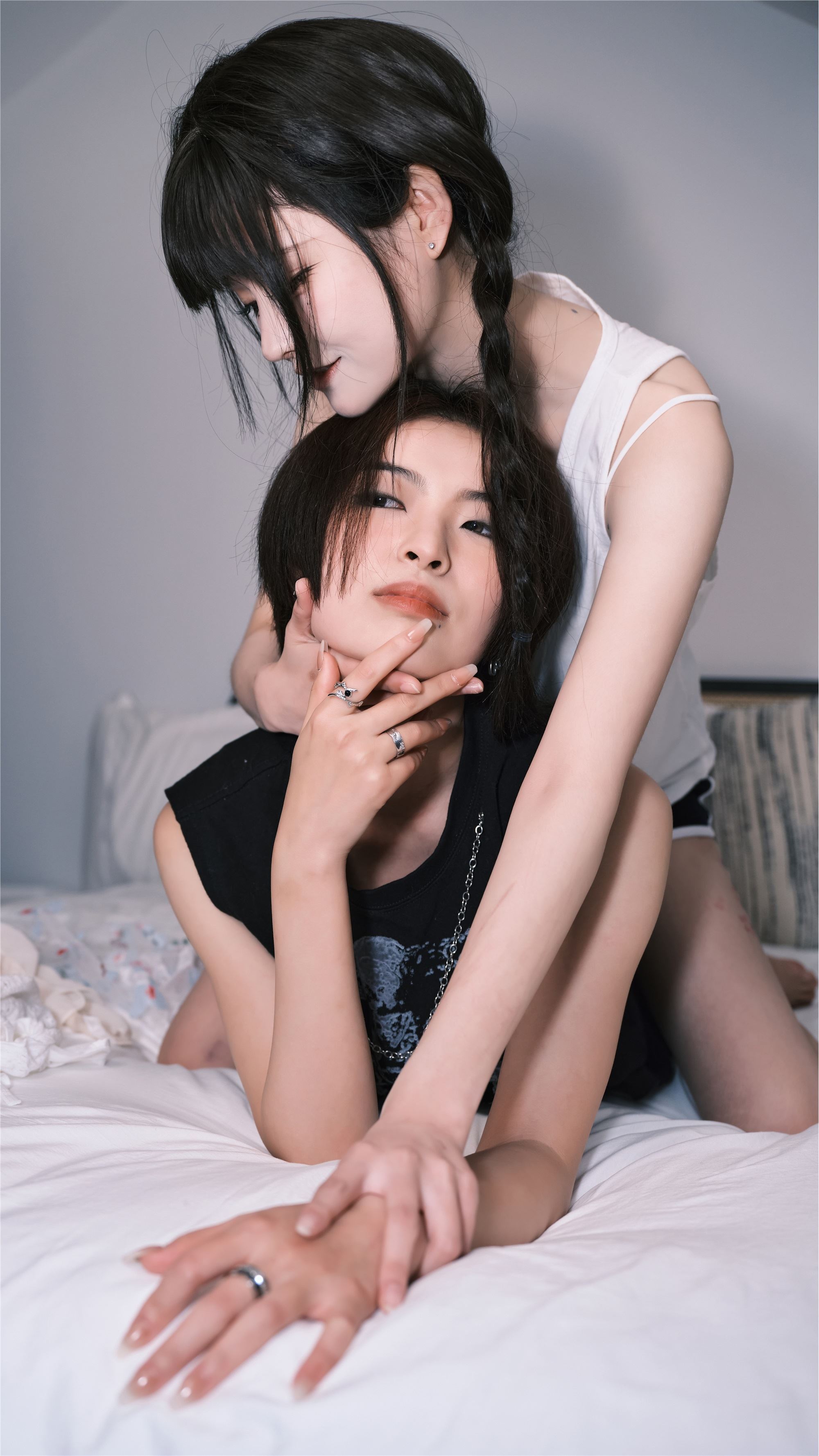 YITUYU艺图语 2025.01.24 少女闺房中的打闹 孟程程